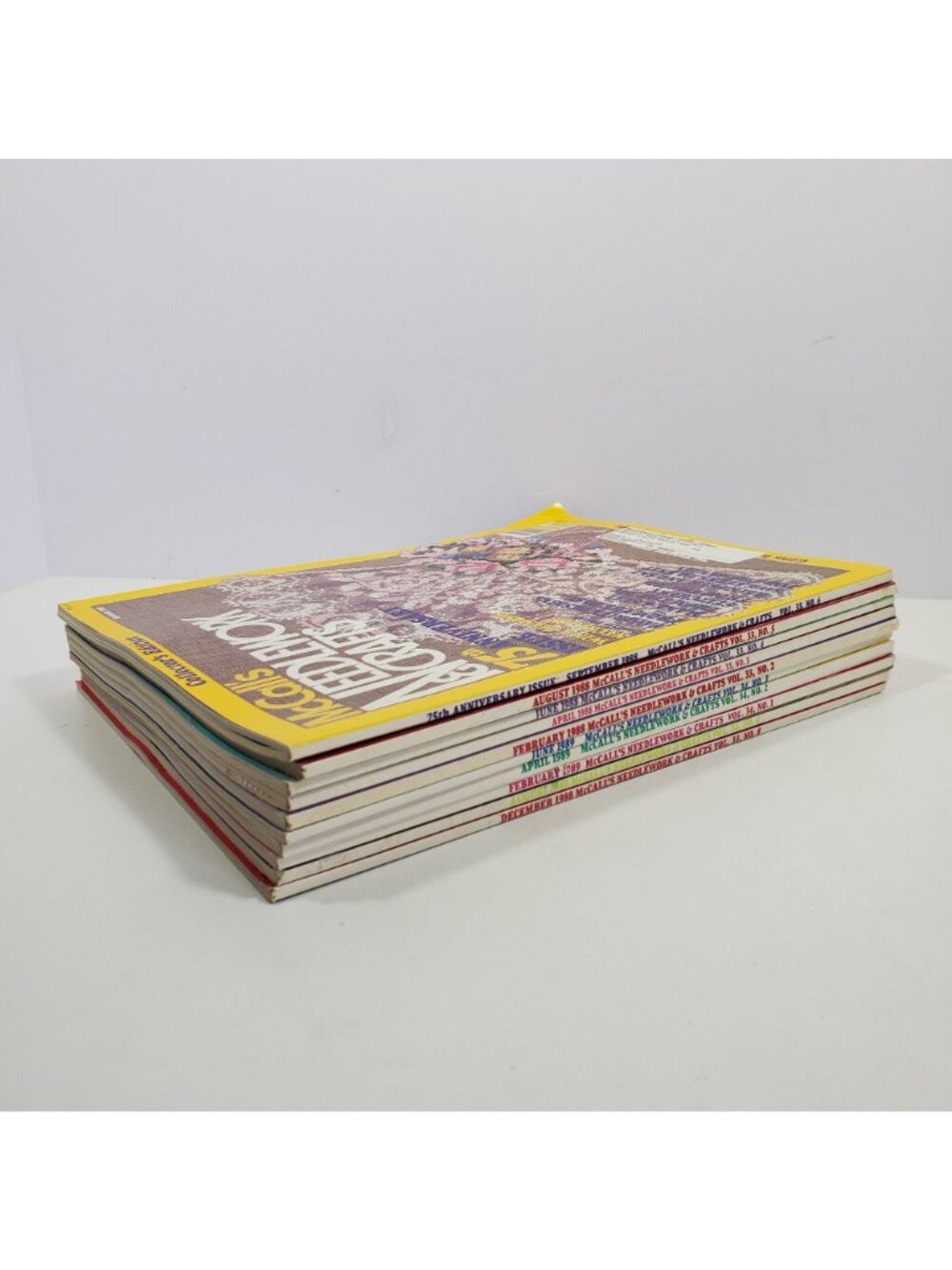 Vintage 1988 1989 McCalls Needlework And Crafts Magazine Lot 10 Issues - Picture 5 of 6